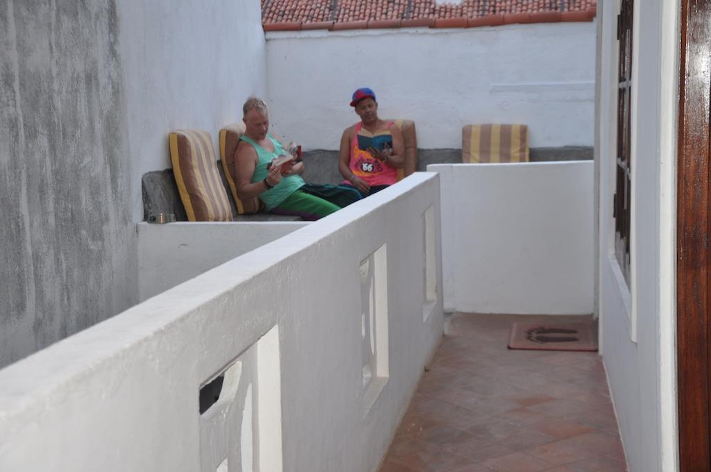Thenu Rest Guest House Galle Exterior photo
